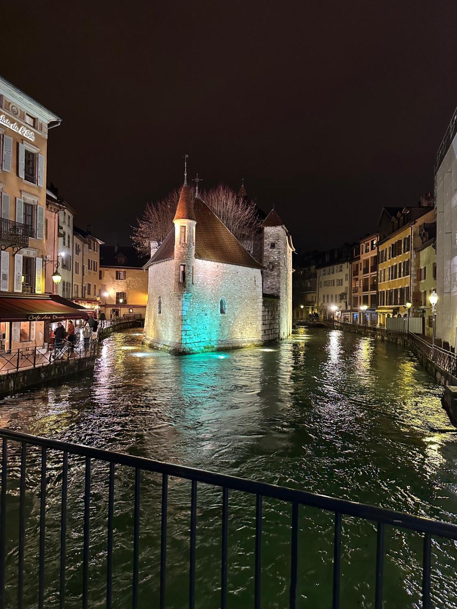 A La Belle Quatrieme Etoile Apartment Annecy Exterior photo